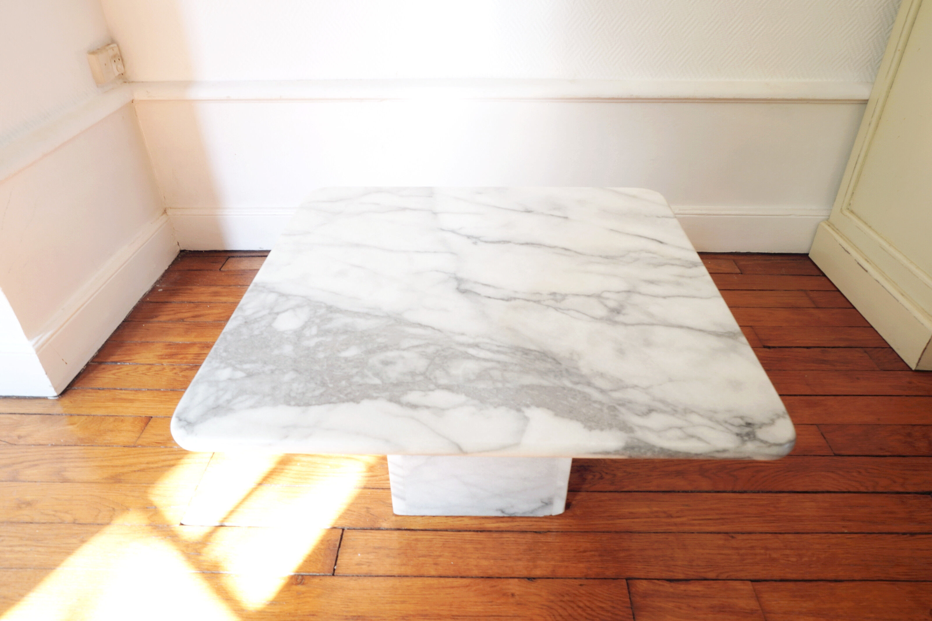 Square marble coffee table