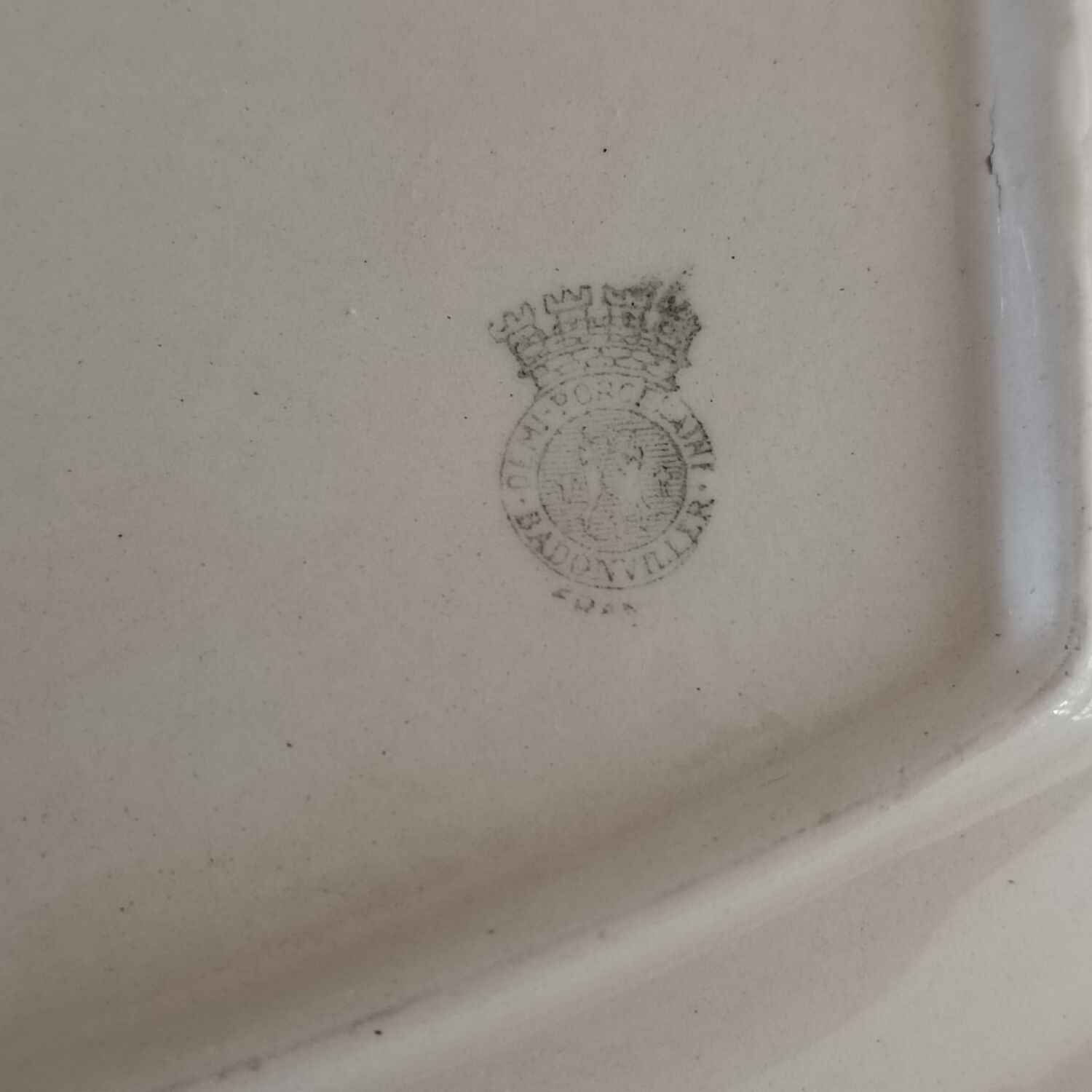 Half-porcelain plate from badonviller