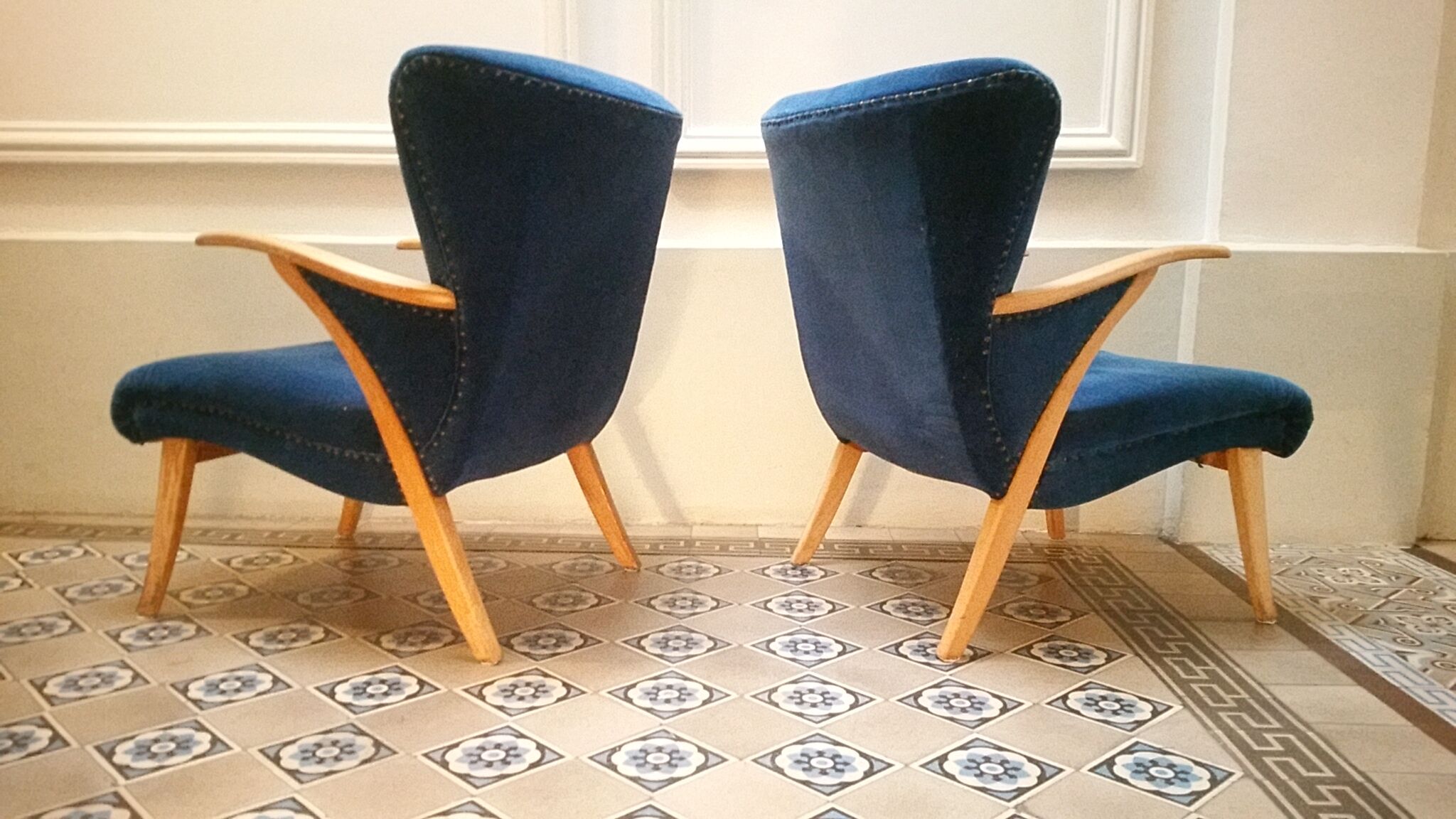 Pair of chairs Scandinavian wing stripes cocktail years 50 Blue
