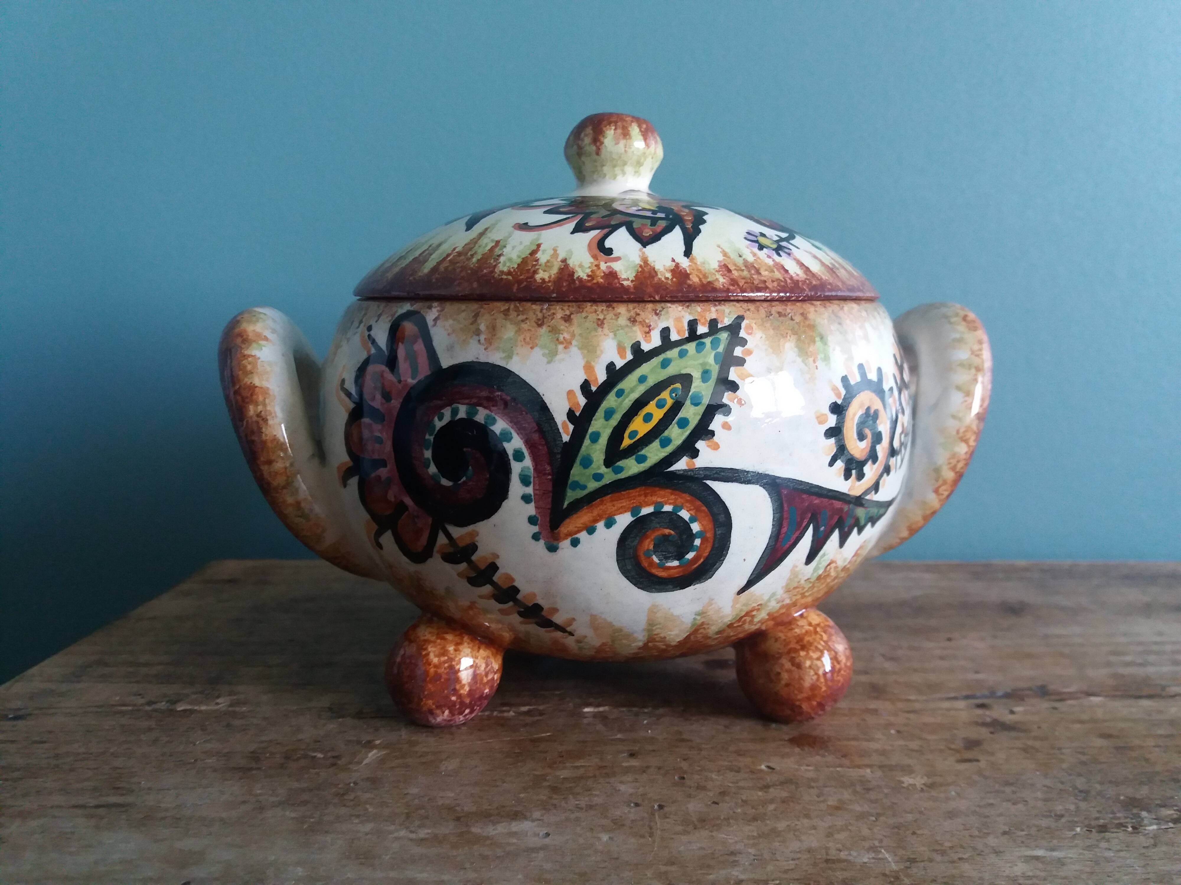 Covered pot workshop Paul Fouillen Quimper signed Maurice Fouillen