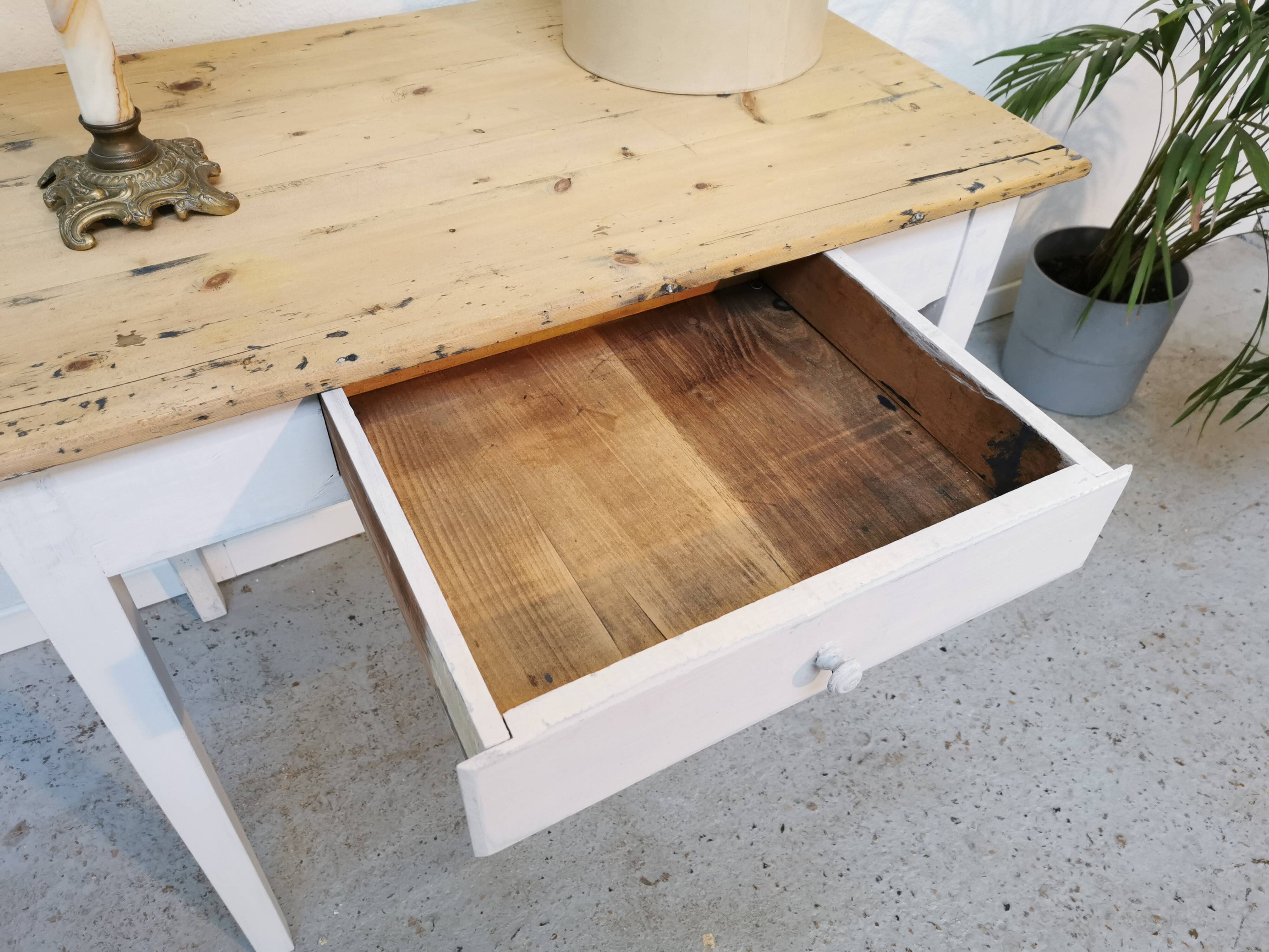 Table de ferme vintage
