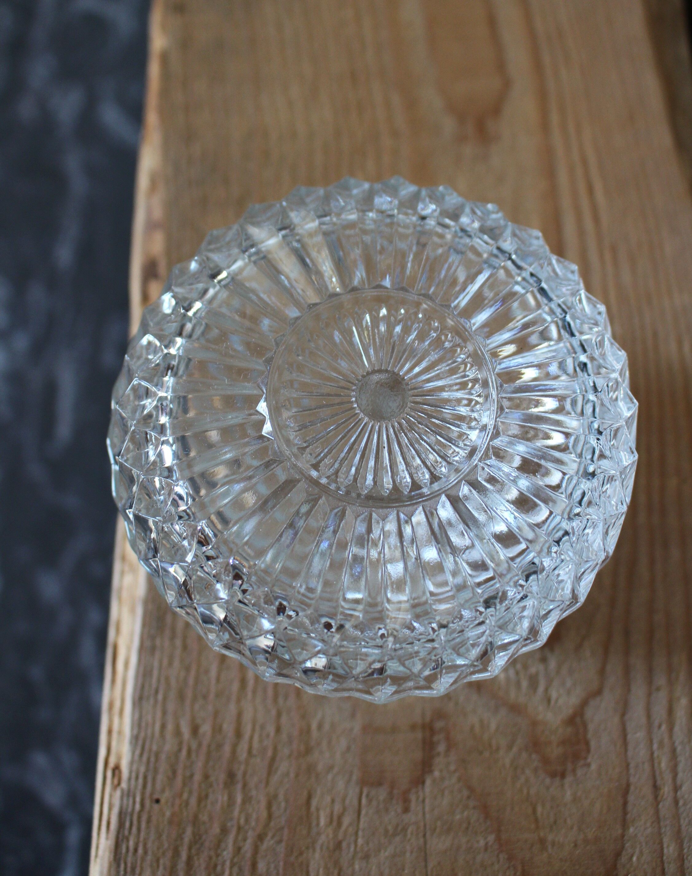 Round sweetener lid carved glass Duralex