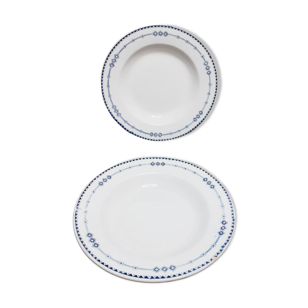 Assiettes creuses en faïence Terre de Fer Russia