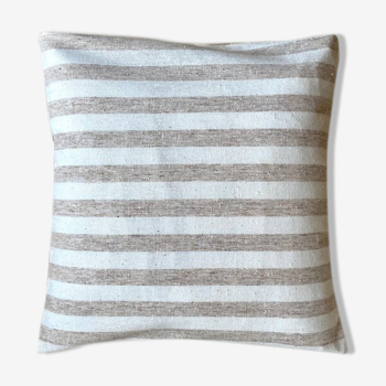 Beige striped cotton cushion ☐ 40 cm