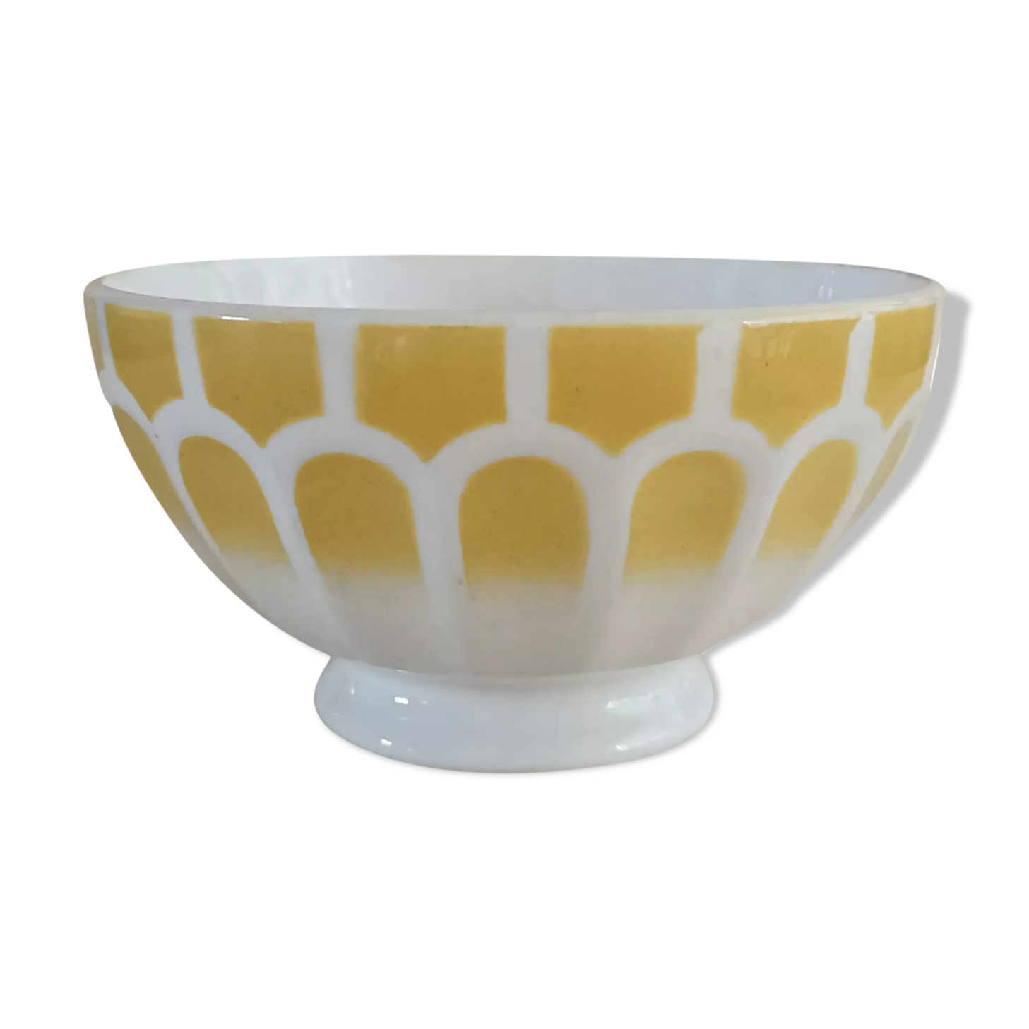 Faceted iron earth bowl