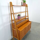 Teak fineer kast uit Zweden met lades, legplank en uitschuifbare plank