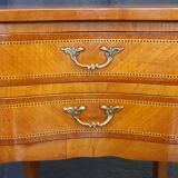 Chevet rognon en marqueterie style Louis XV