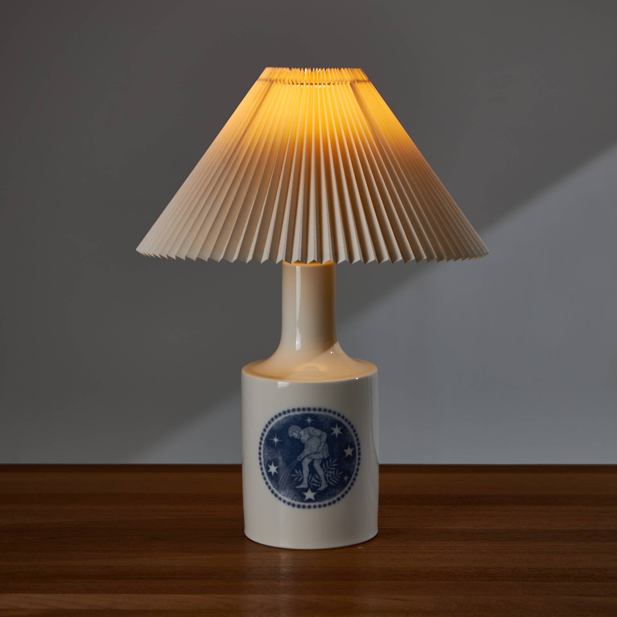MK7948 Vandmanden / Aquarius porcelain table lamp by Kai Lange for Fog & Mørup and Royal Copenhagen