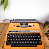 Silver Reed 70s typewriter