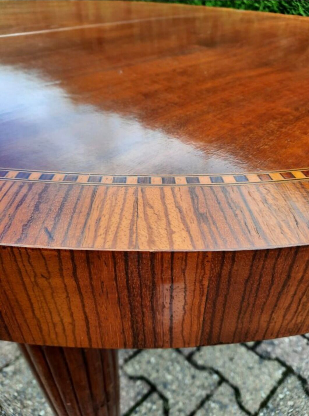 Oval table in cherry wood and zebra wood