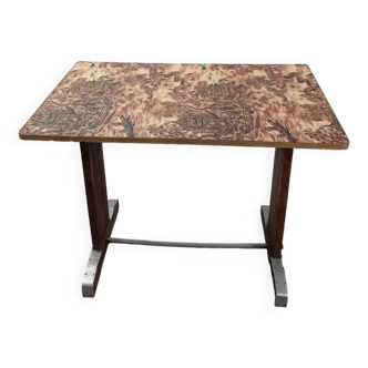 Bistro table