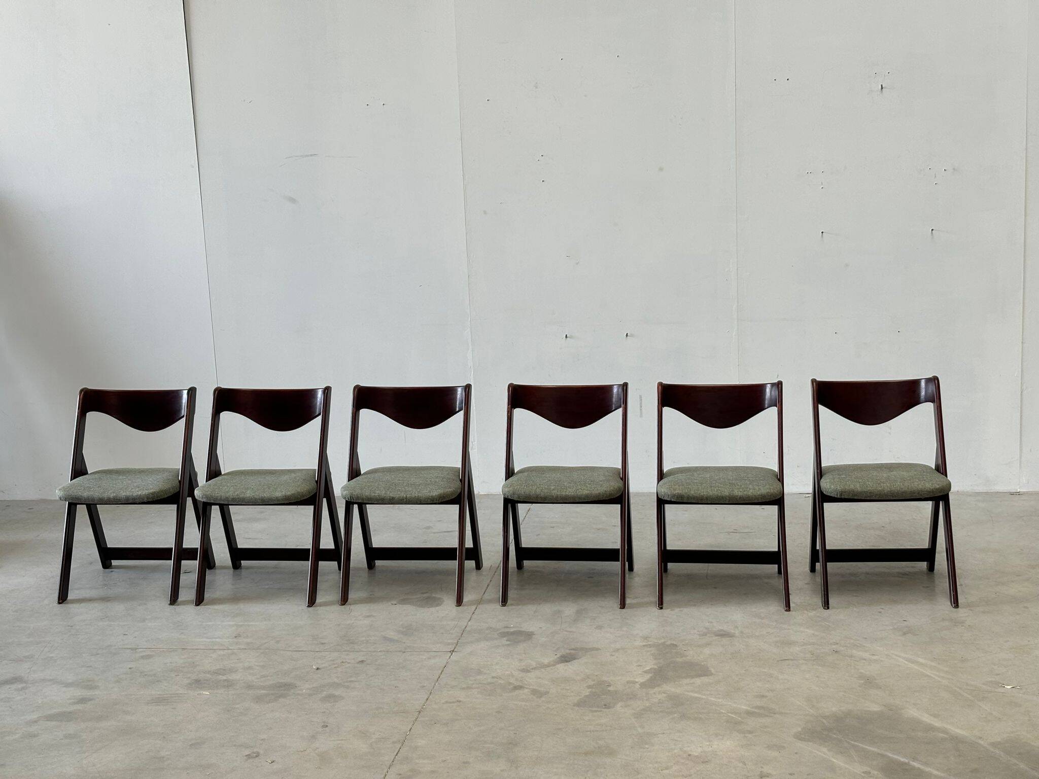 Mid century  italian dining chairs, 1960s