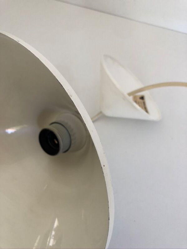 Suspension métal blanche marque Vrieland Design Made in Holland