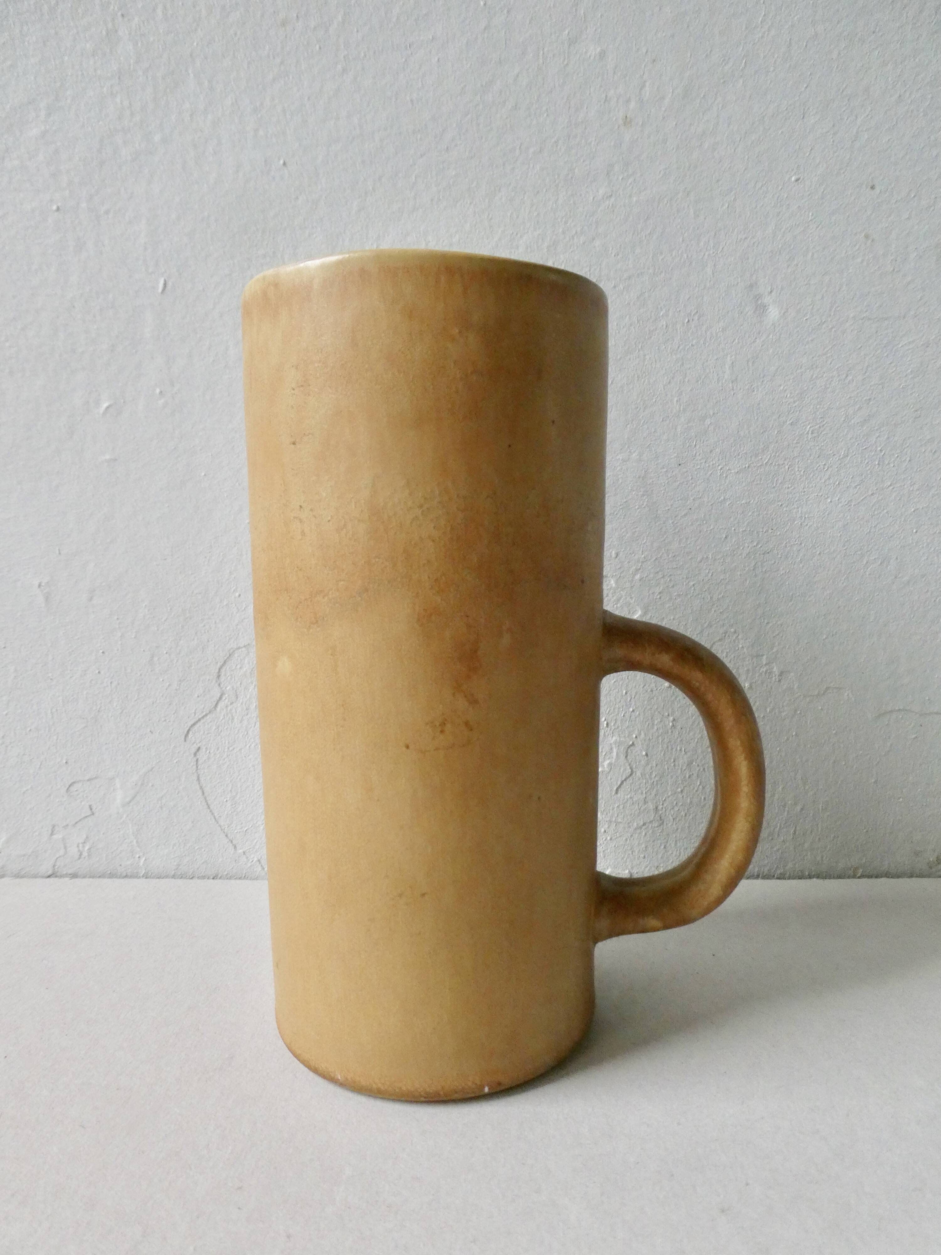 Sandstone vase, natural tone