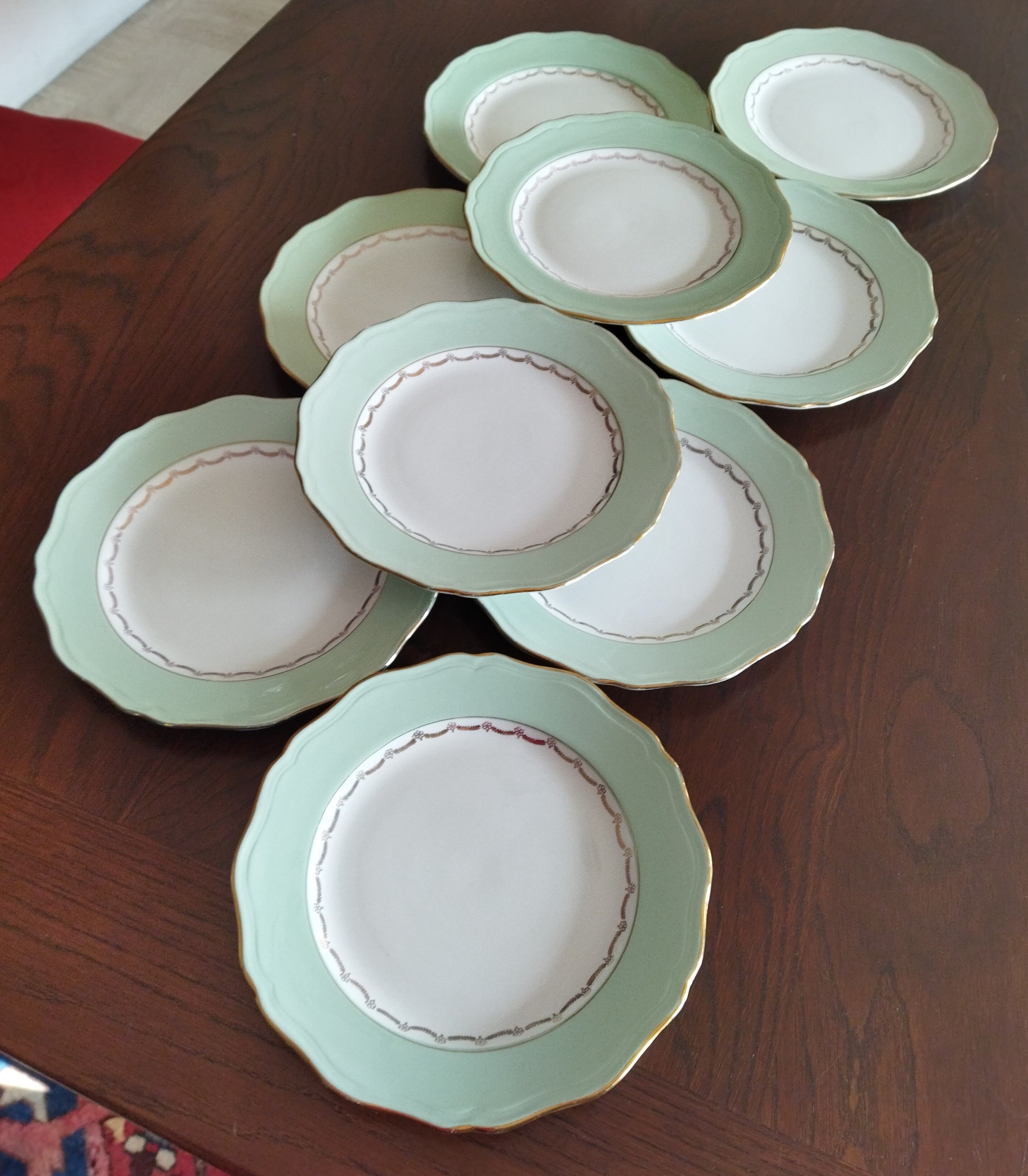 9 assiettes plates L'Amandinoise "Cafés Nico"