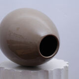 Beige ceramic vase egg shape