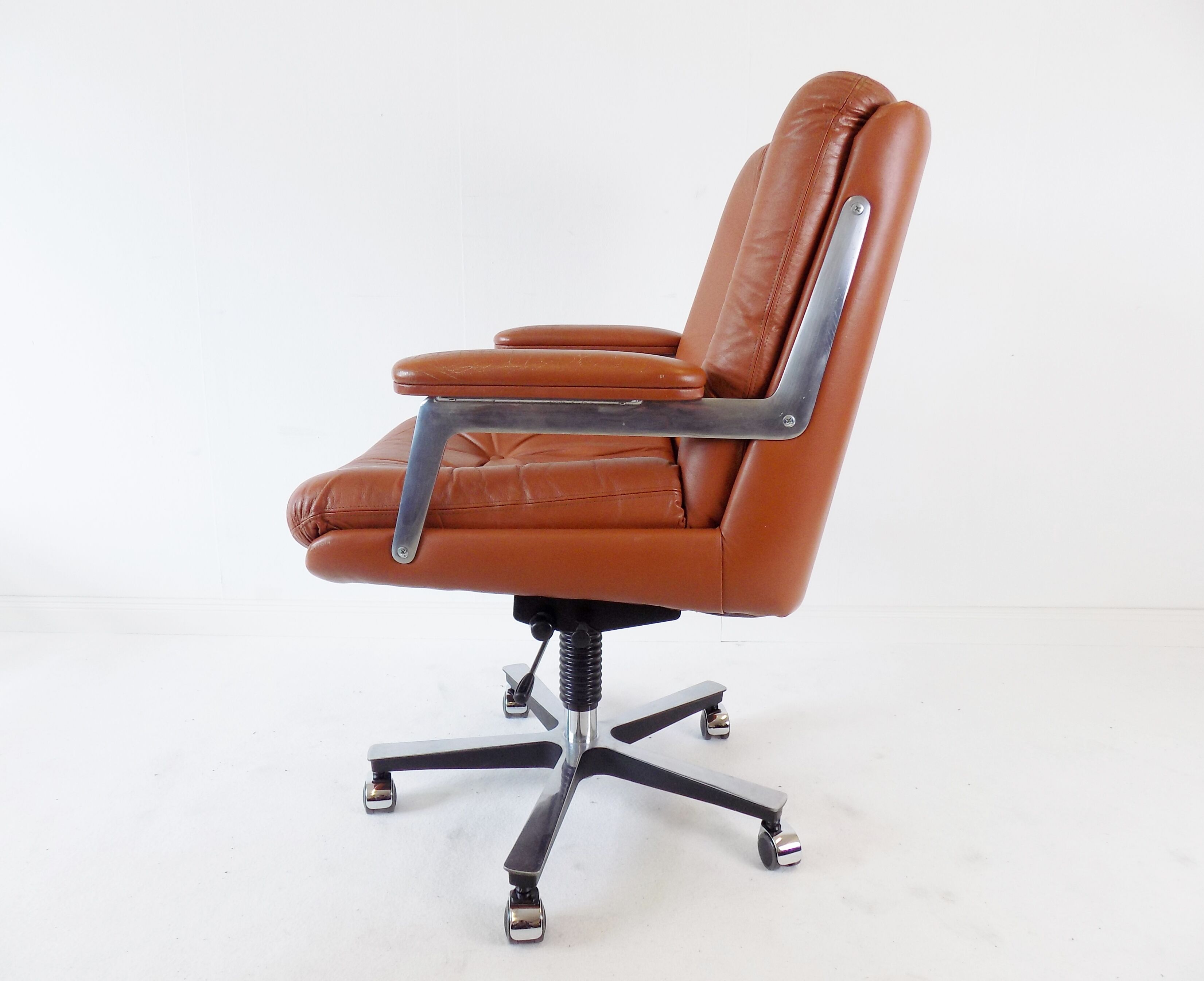 Ring Mekanikk leather office armchair 60's