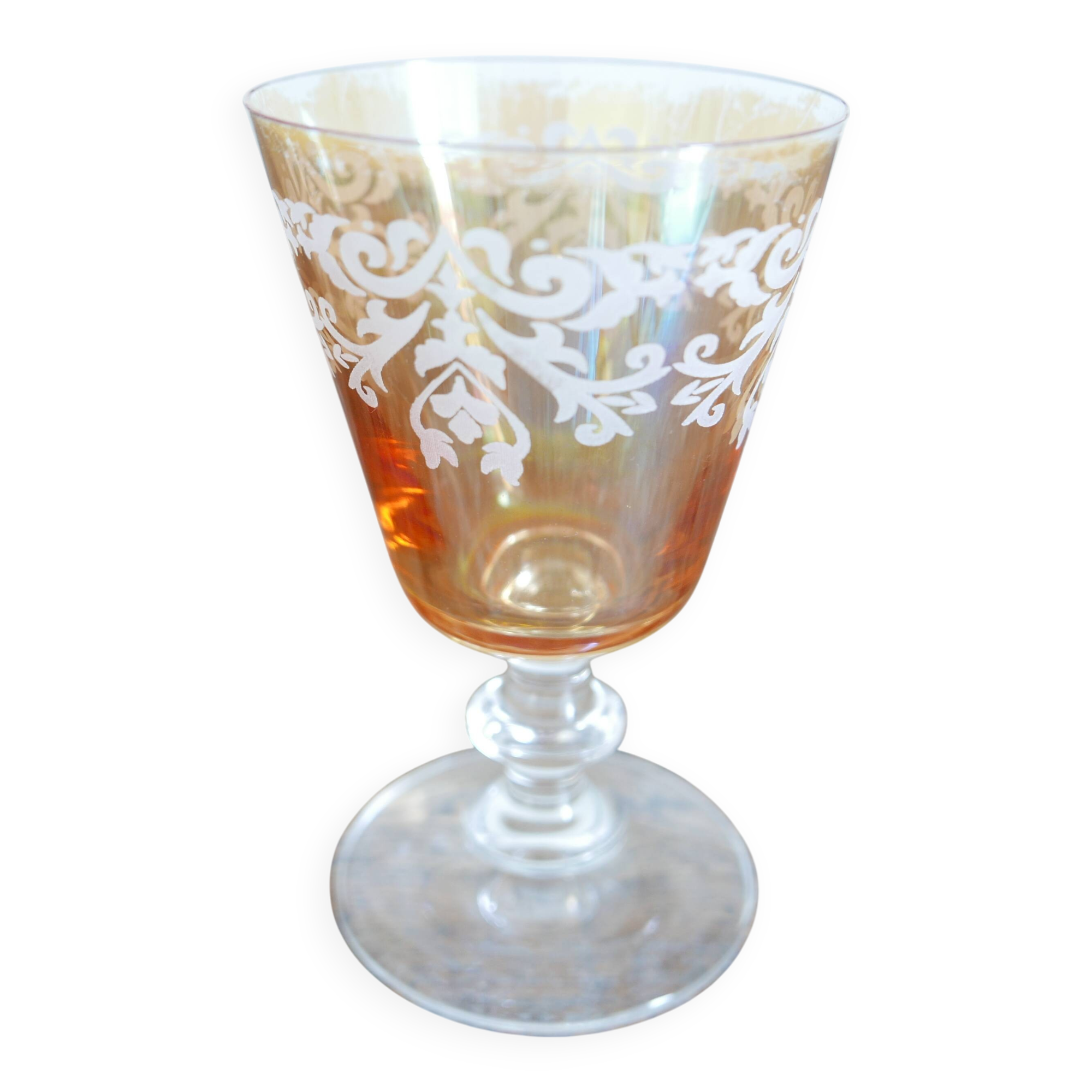 6 Orange-tinted engraved glass wine glasses