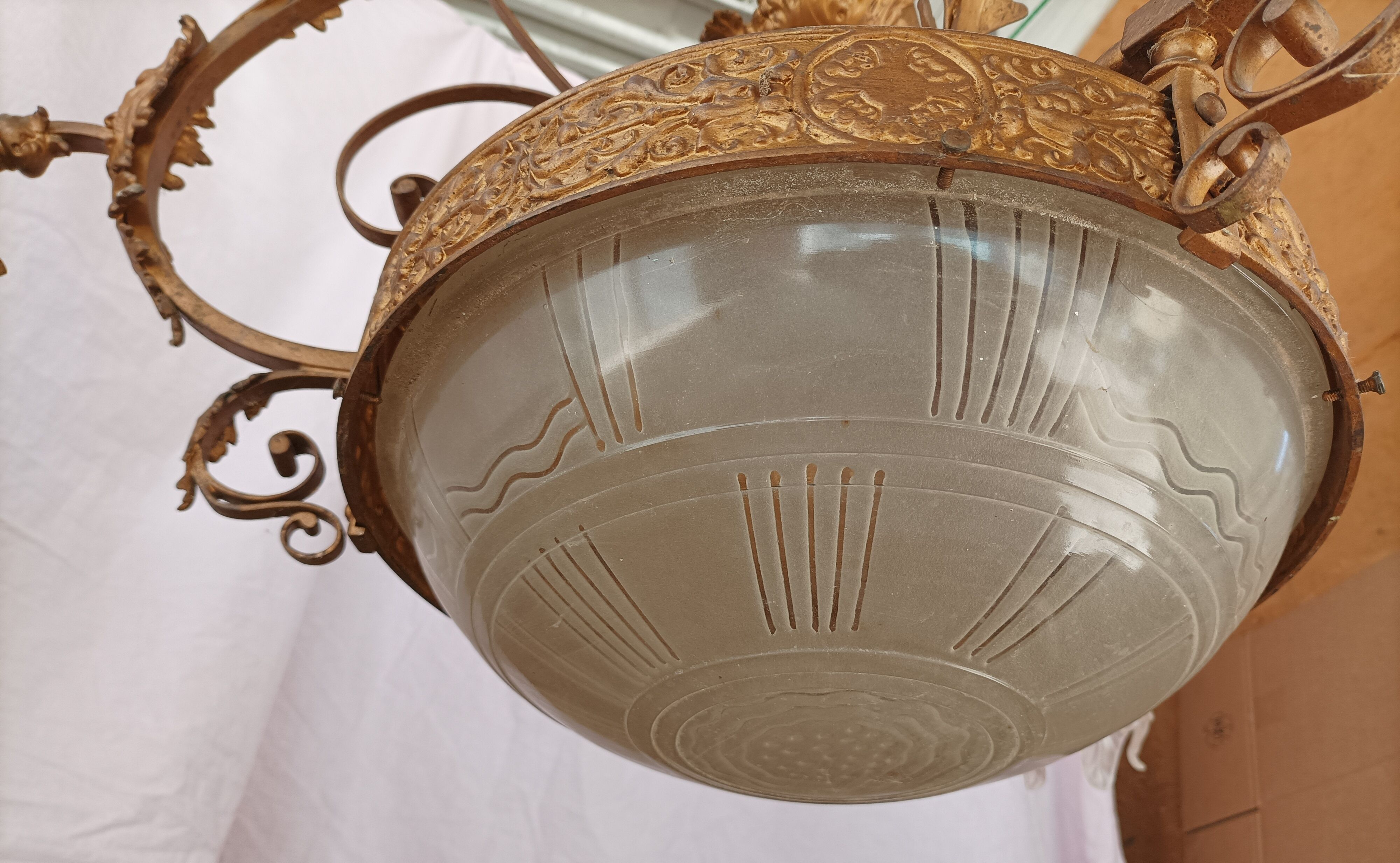 Suspension in brass and bronze Renaissance style
