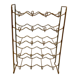 Iron bottle holder