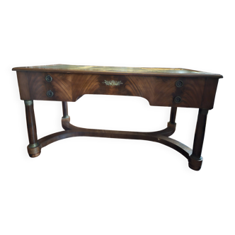 Empire desk