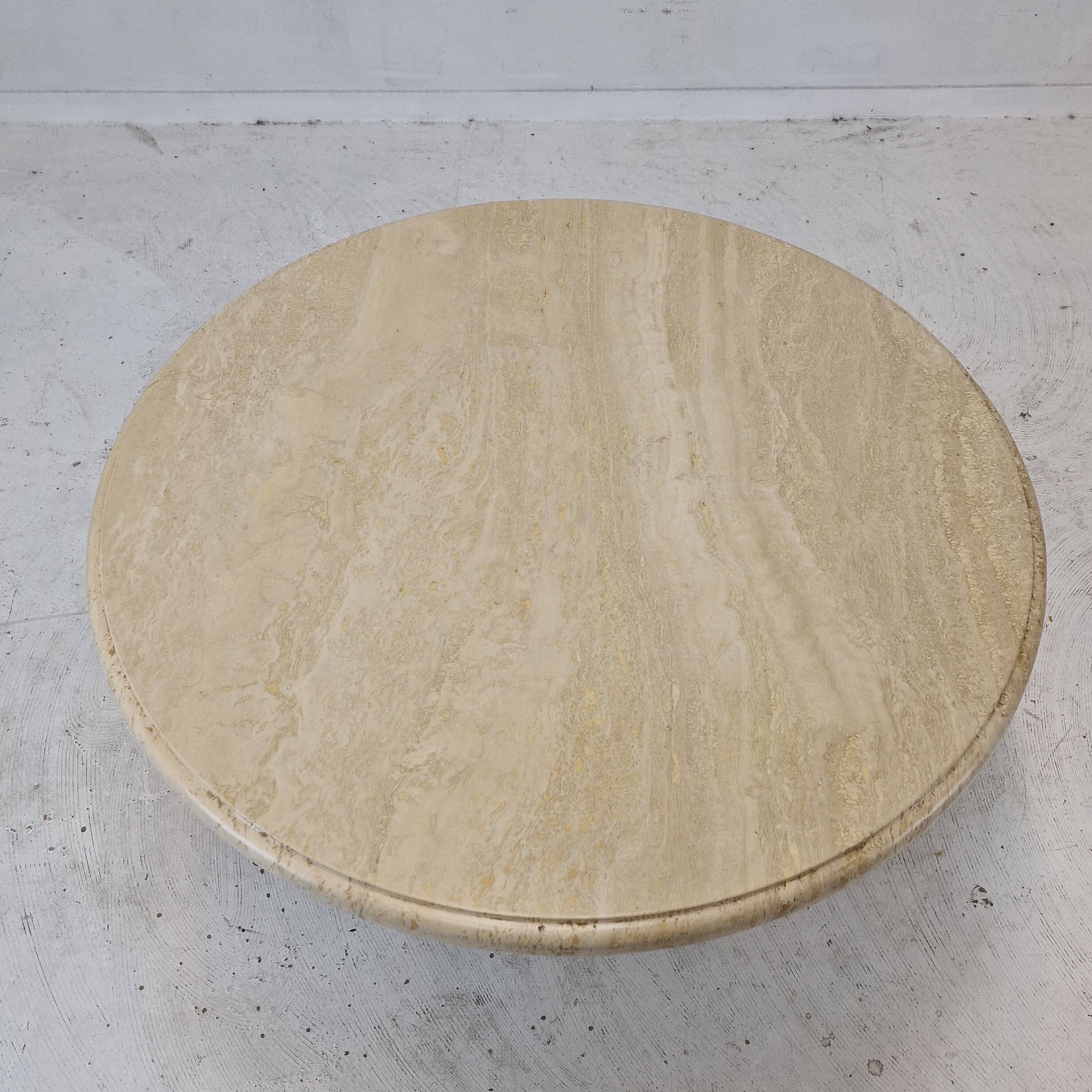 Italian Round Coffee or Side Table in Travertine, 1980s