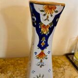 Vase en faïence de bonsecours ancien