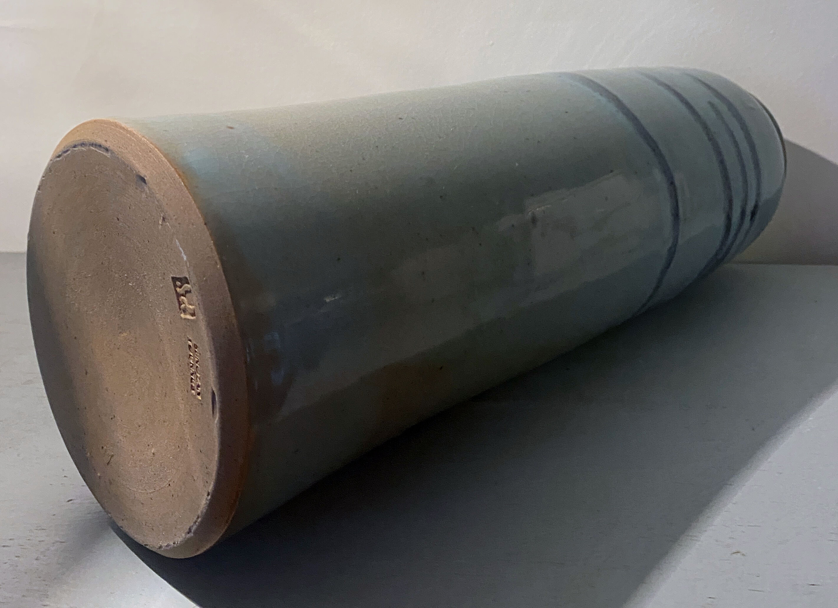 Vase scroll Senozan Tournus stamped ceramic Art