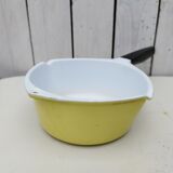 Casserole Le Creuset design Raymond Loewy