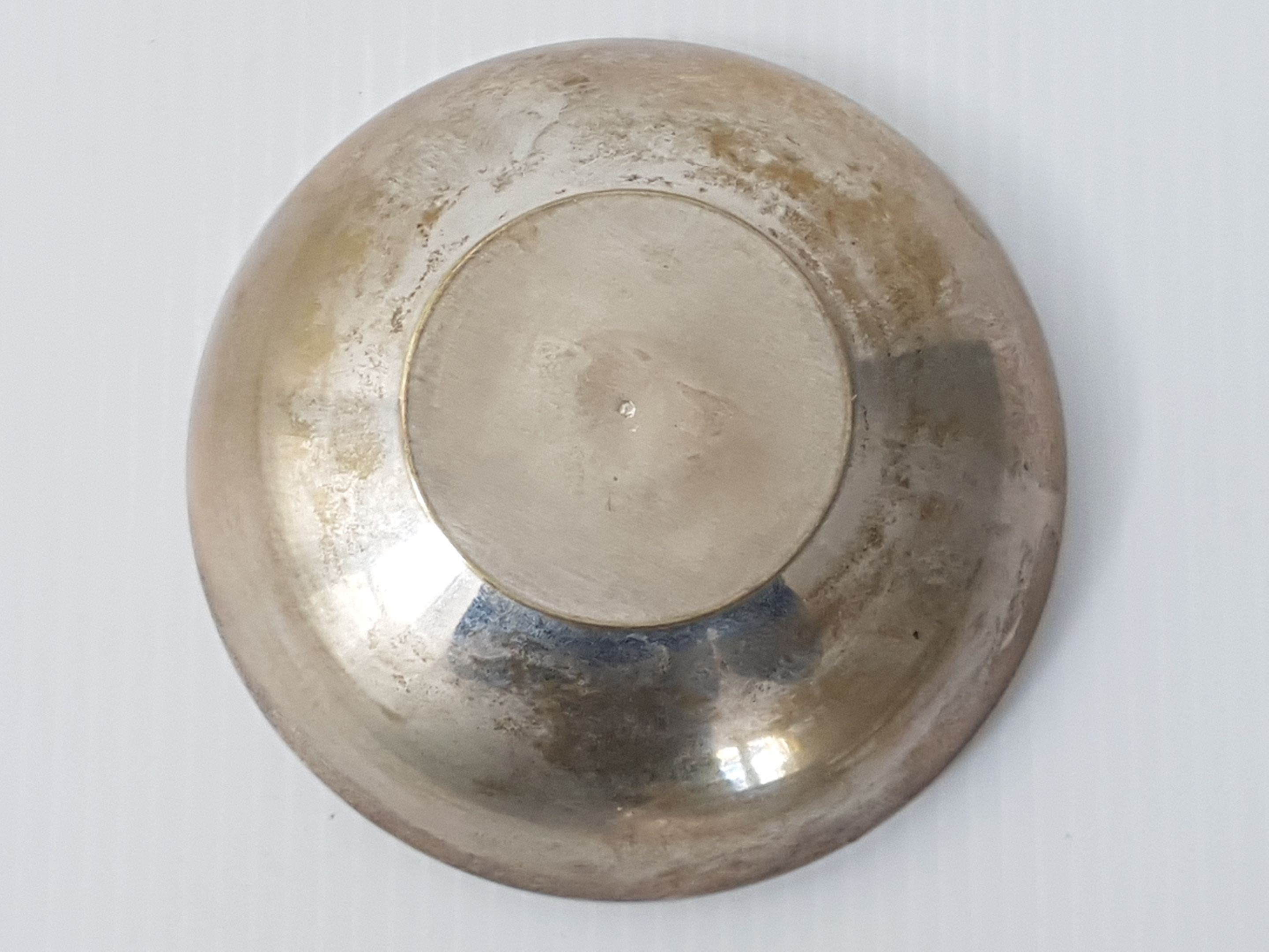 Bonbonniere 1970 vintage silver metal