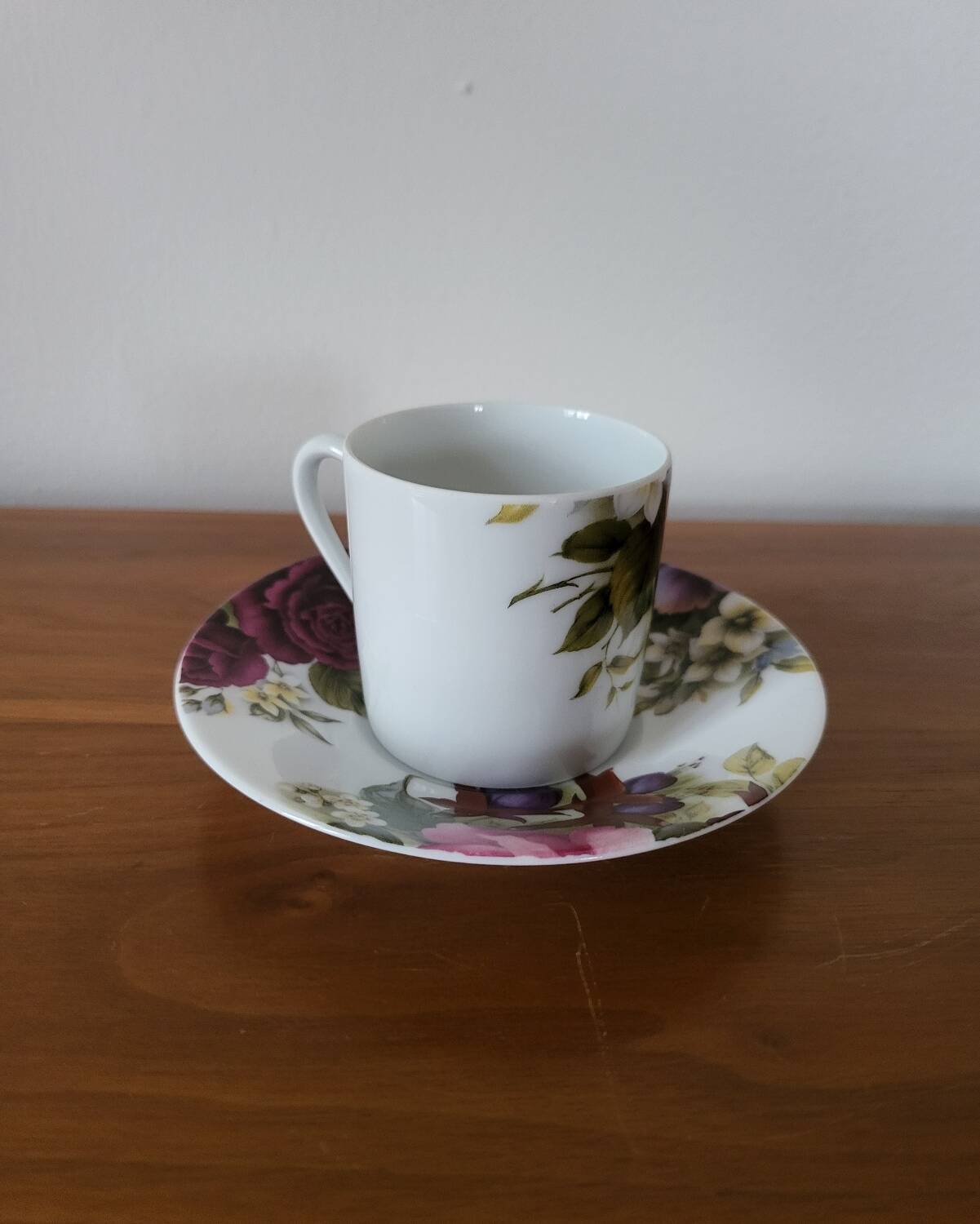 Porcelain Coffee Cup Bill Goldsmith Limoges "Victoria"