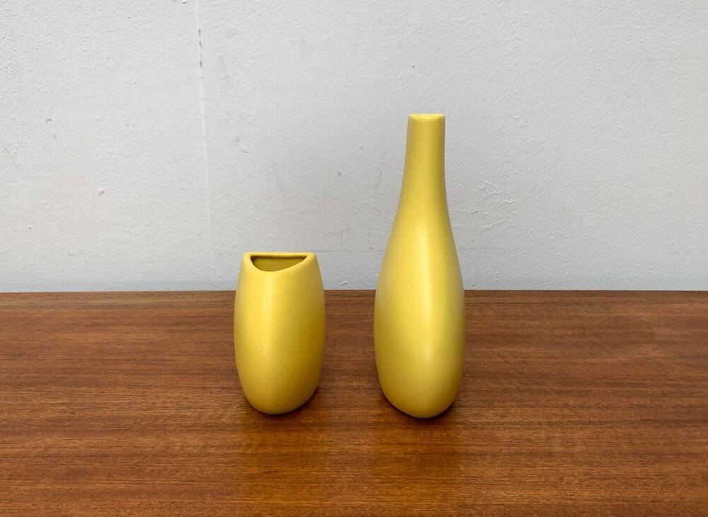 Set of 2 minimalist postmodern Italian vases by Bel Mondo, 1980s.
