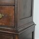 Unique commode anglaise antique du début du XVIIIe siècle