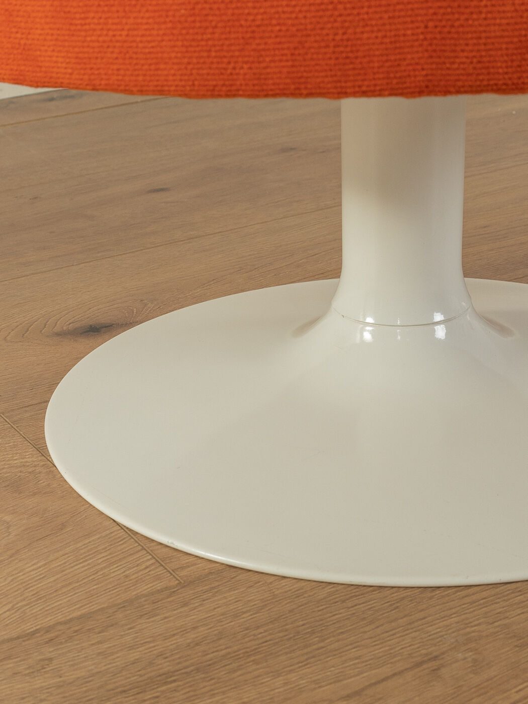 Space age stool by Tamburin