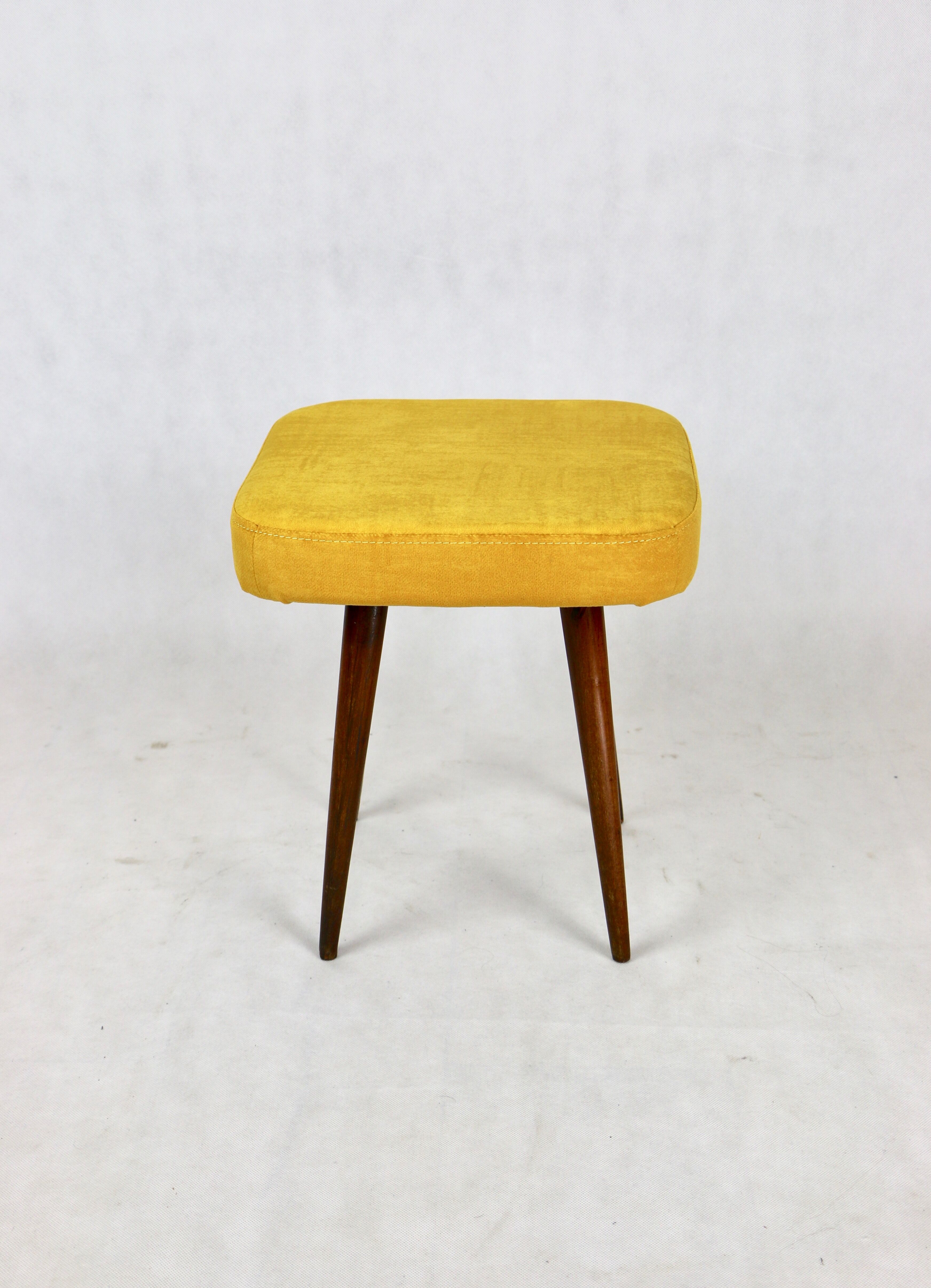 Vintage yellow chameleon stool, 1970s