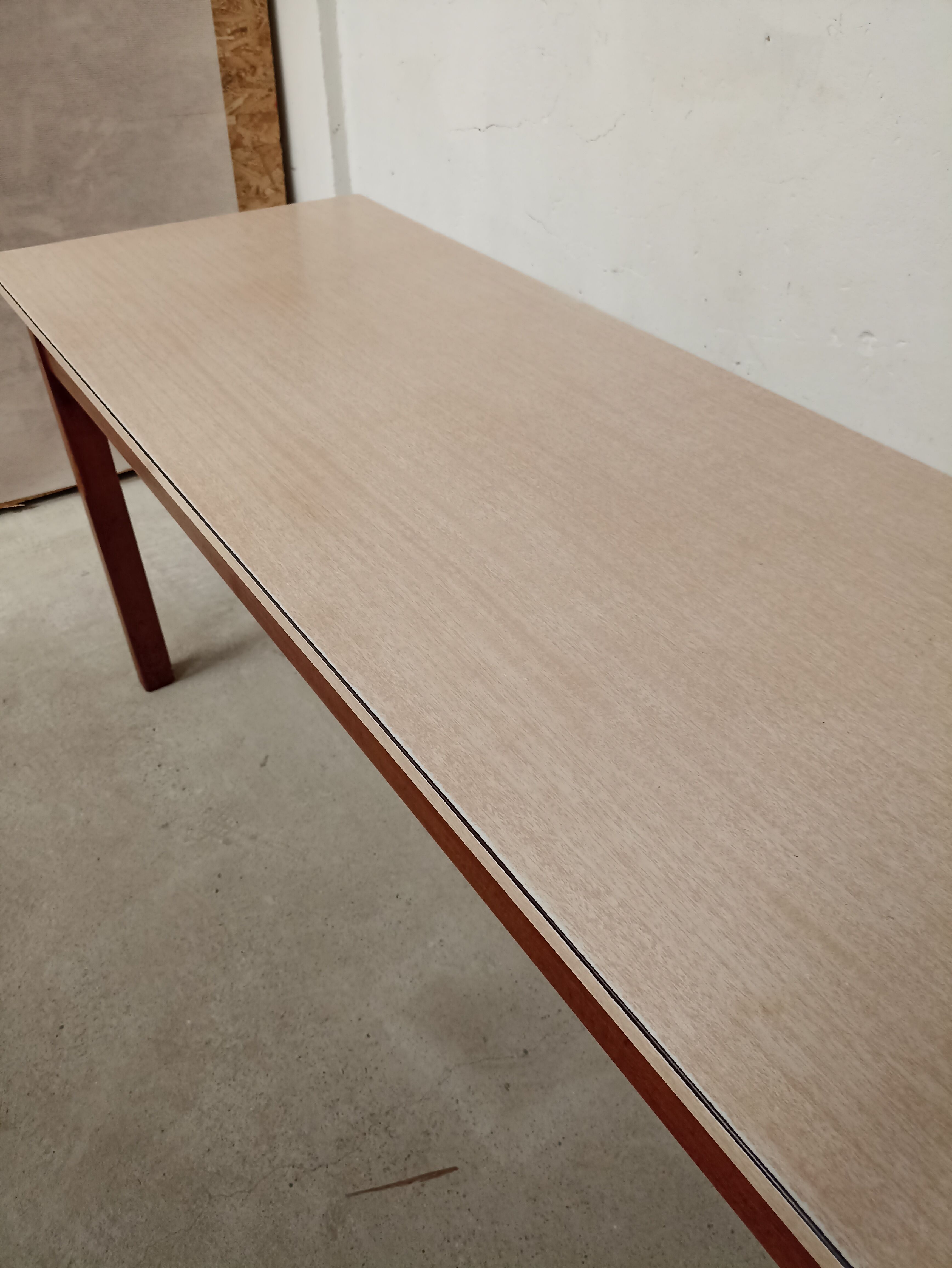 Table bistrot vintage