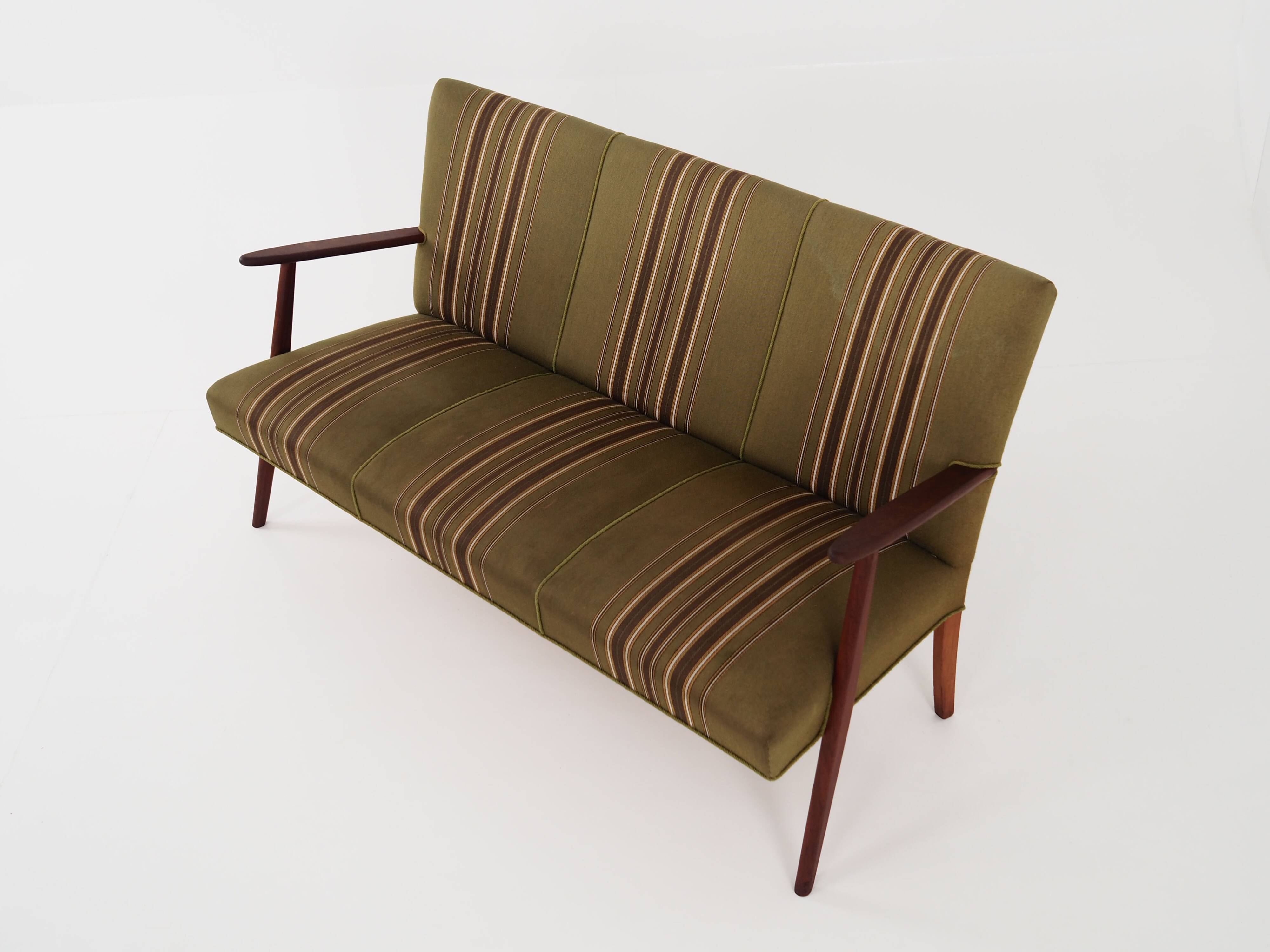 Canapé en teck, design danois, années 1960, fabrication : Danemark