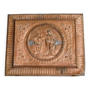 Plaque en cuivre repoussé,