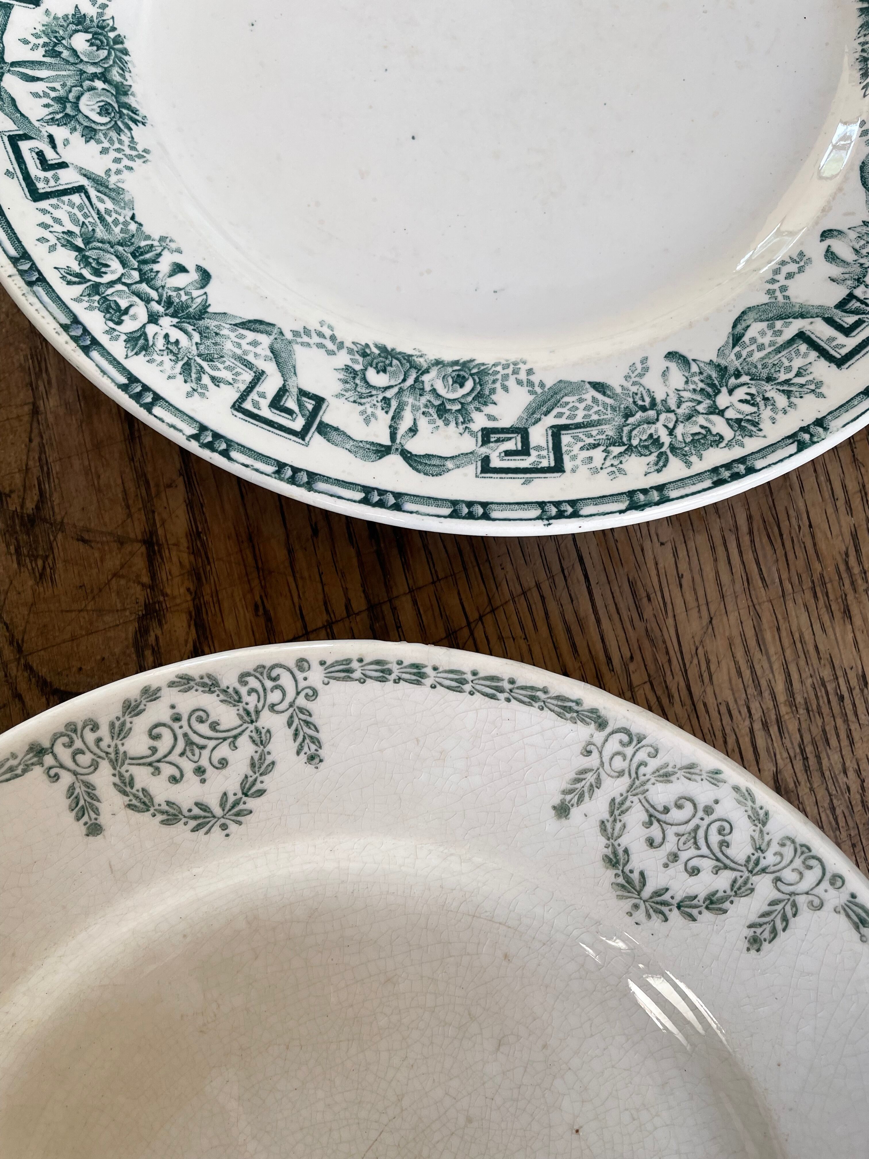 Set of 8dessert plates mismatched Iron Earth XIXth