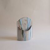Ceramic wall-mounted empty pocket
