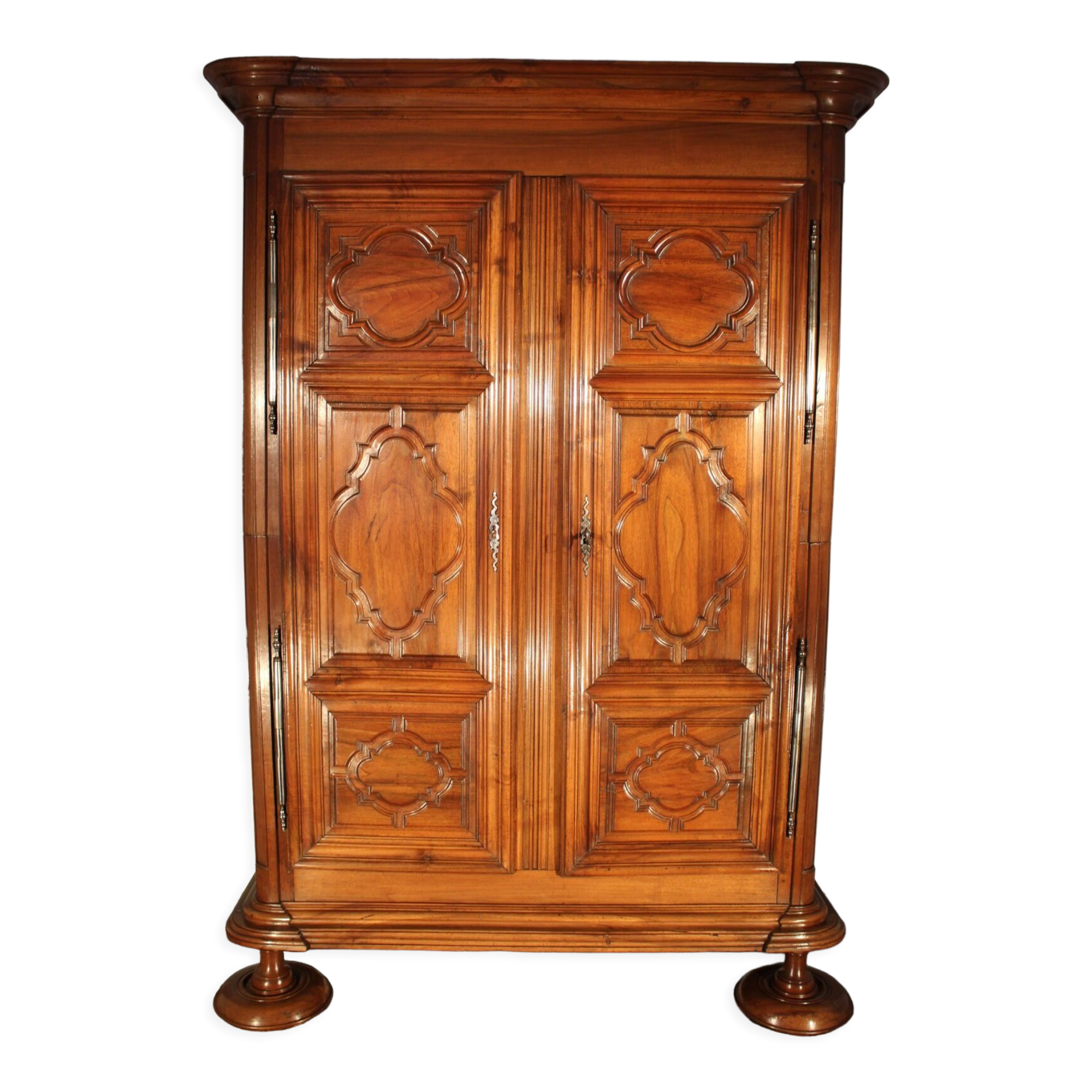 Wardrobe XVIIIth century Louis XIV