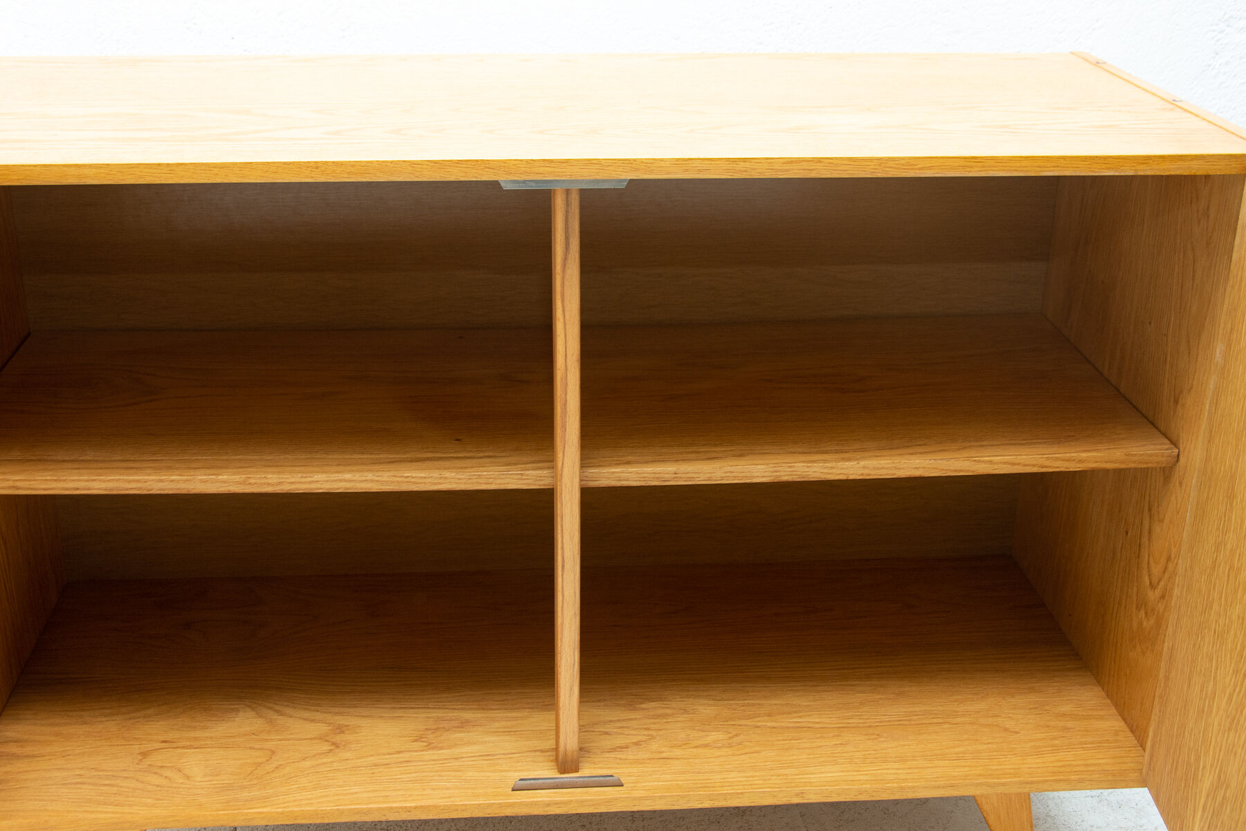 Fully restored mid century sideboard U-450 by Jiří Jiroutek, 1960´s, Czechoslovakia