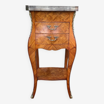 Petite table de salon en marqueterie de style Louis XV époque XX eme siècle