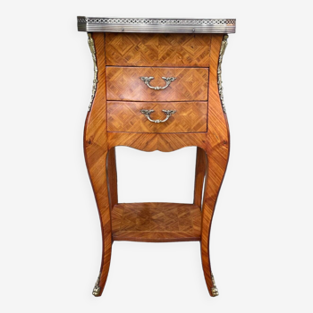 Small living room table in Louis XV style marquetry, 20th century period