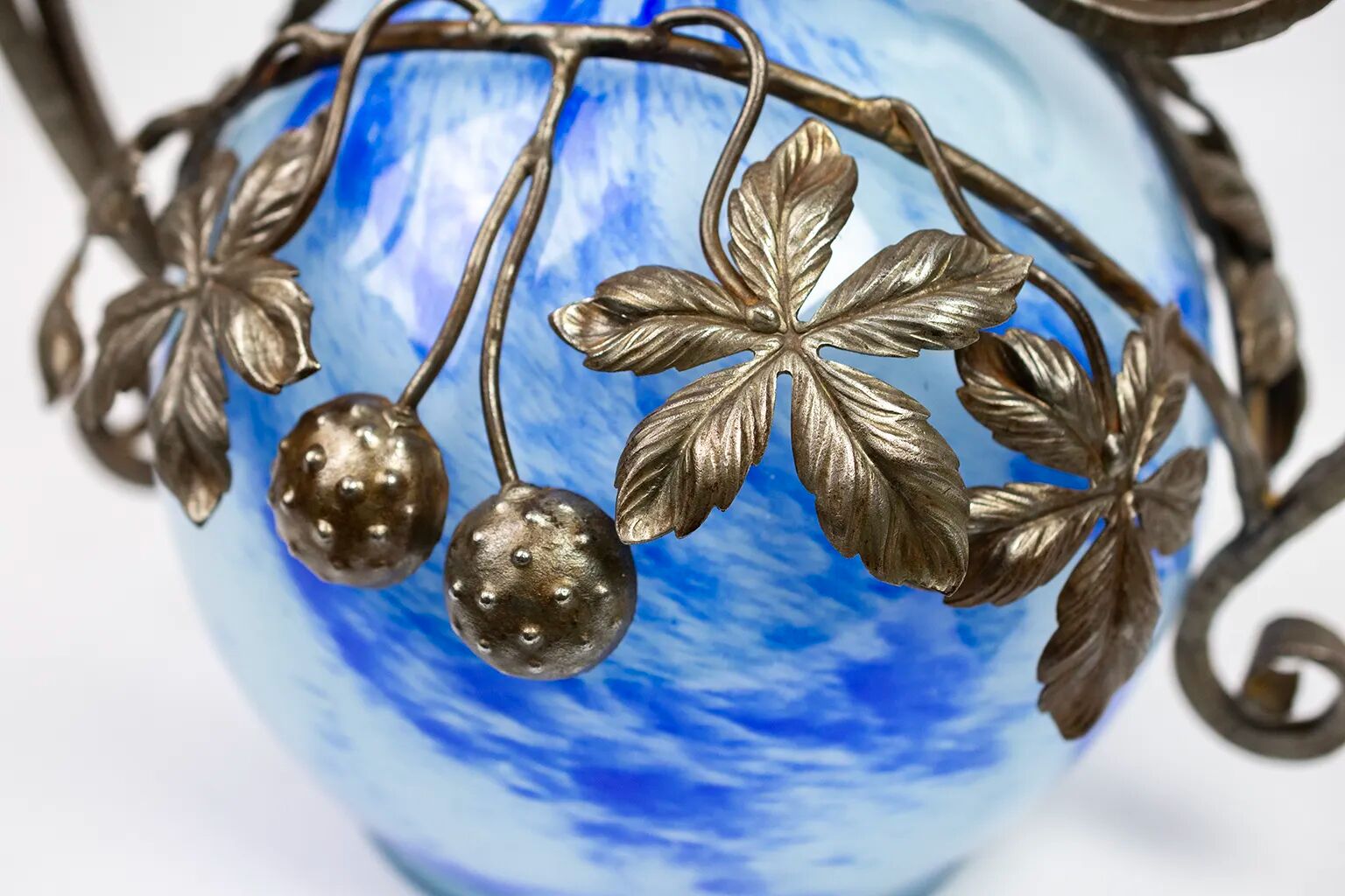 Vase Art Nouveau en verre et fer forgé, André Delatte Nancy, vers 1925