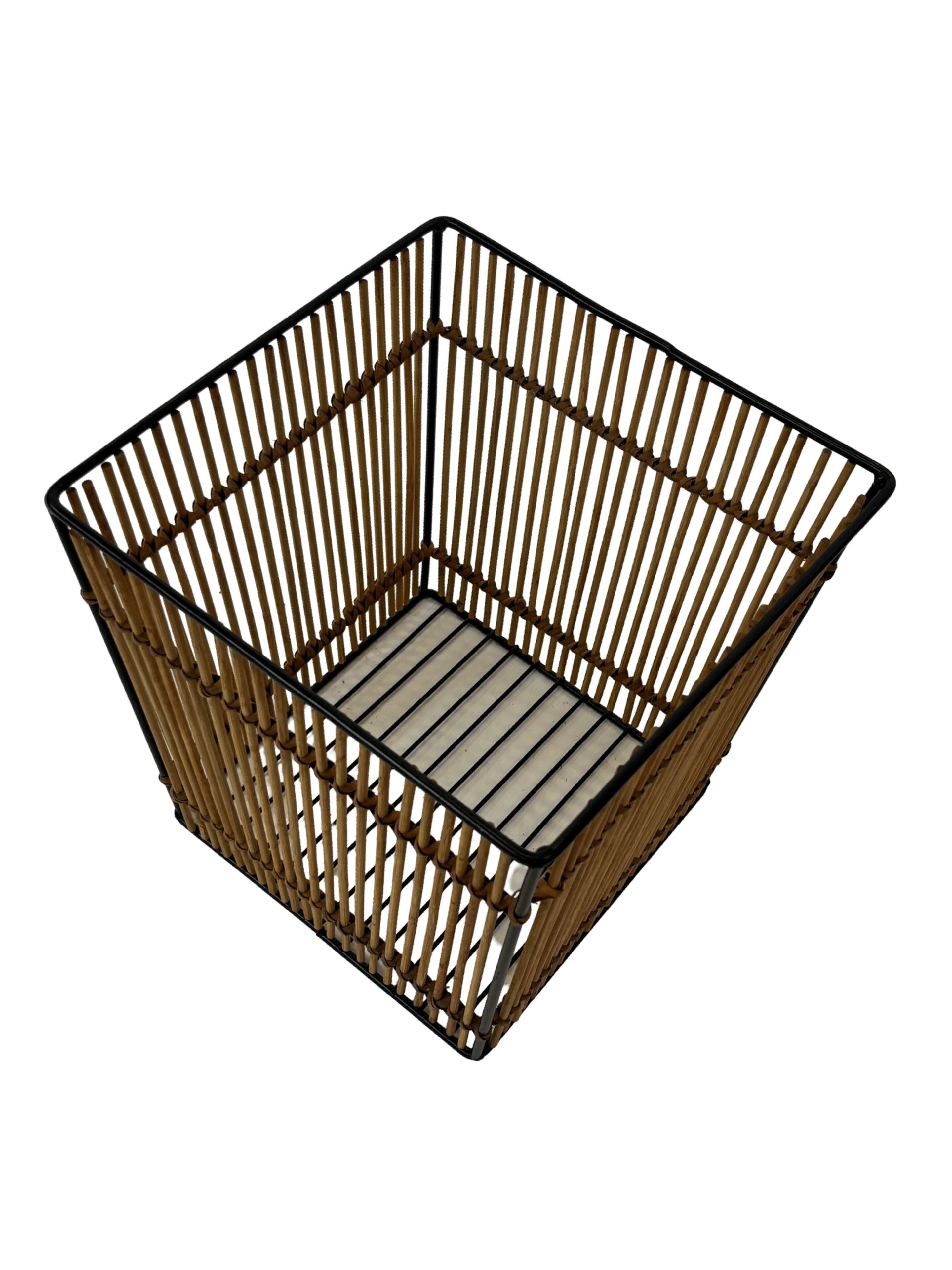 Vintage Rohe Noordwolde rattan basket by Dirk van Sliedrecht 60's Design