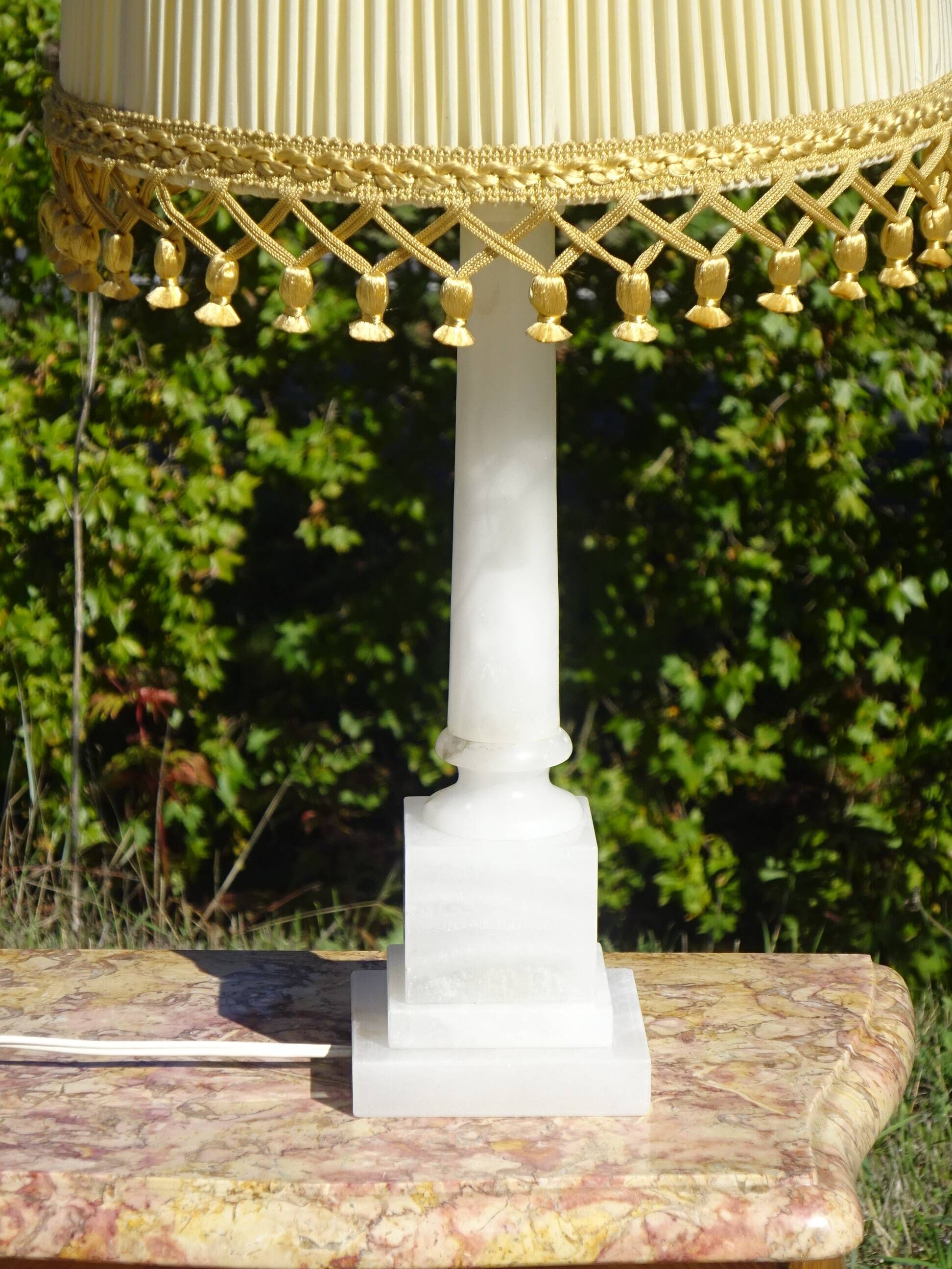 Alabaster lamp