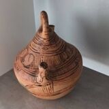 Ancienne poterie berbère gargoulette.