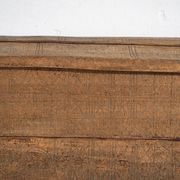 Coffre primitif ancien en bois – Transylvanie, vers 1850