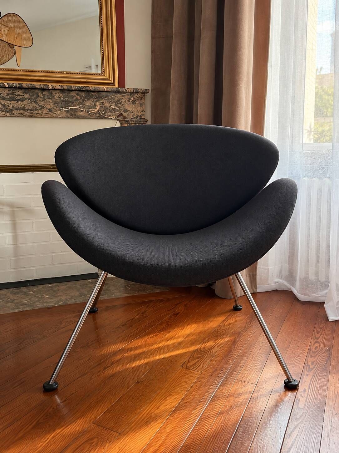 Artifort chair Pierre Paulin orange slice